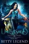 Книга Unleashed: The Cursed Trilogy, Book Two