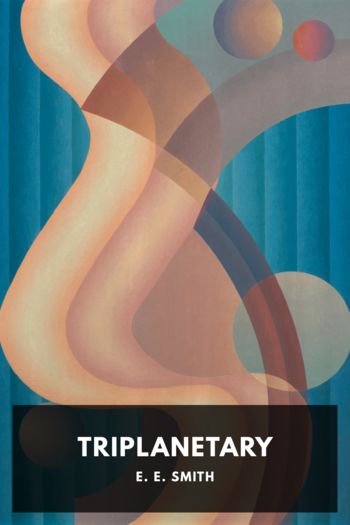 Читать онлайн книгу Triplanetary автор E. E. Smith Книга Triplanetary